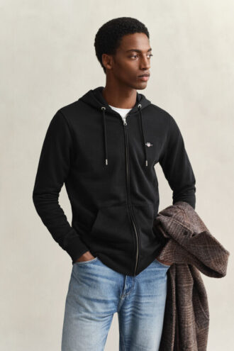 Hoodie com fecho e escudo