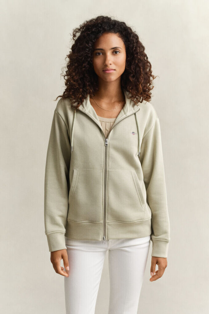 Hoodie com fecho e escudo
