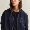 Hoodie com fecho e escudo
