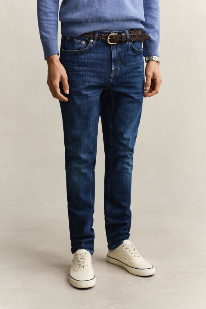 Jeans de corte justo
