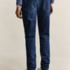 Jeans de corte justo