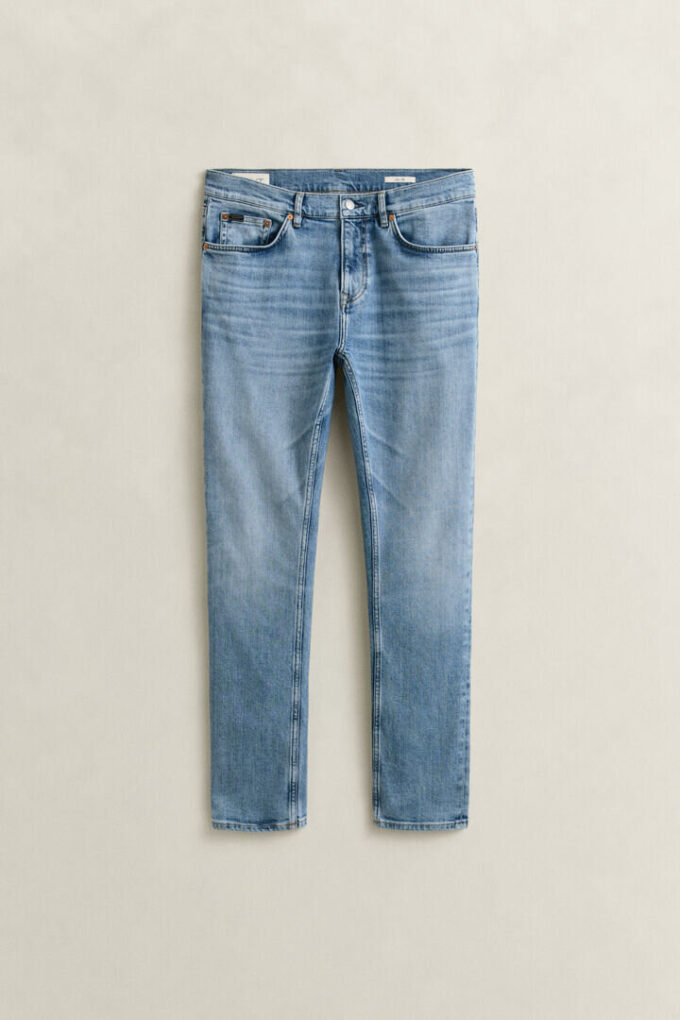 Jeans de corte justo