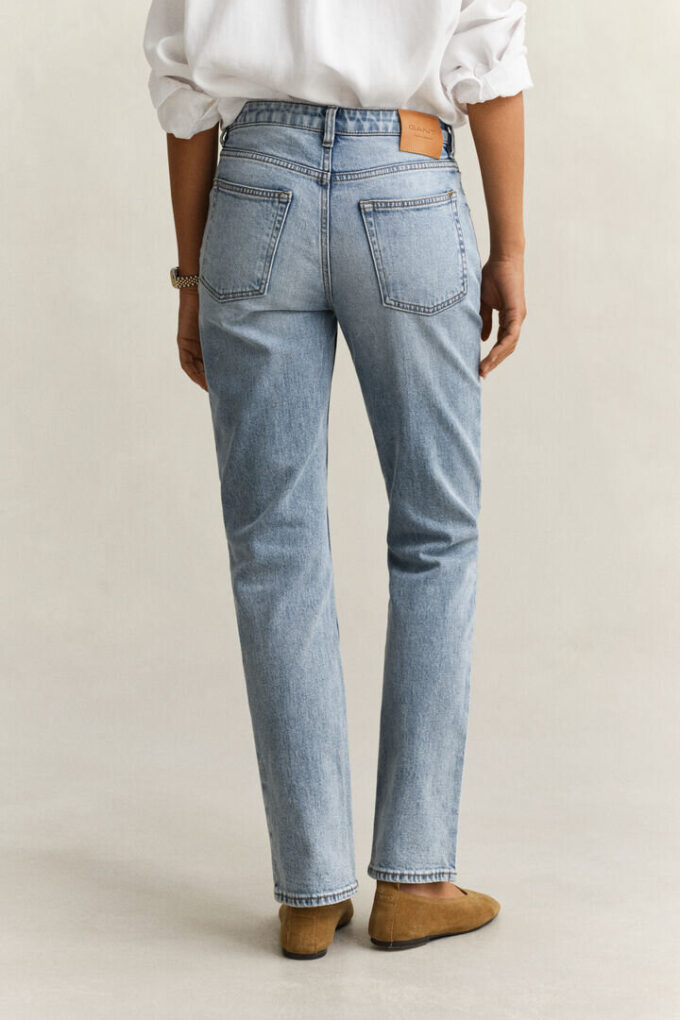 Jeans de perna reta elásticos