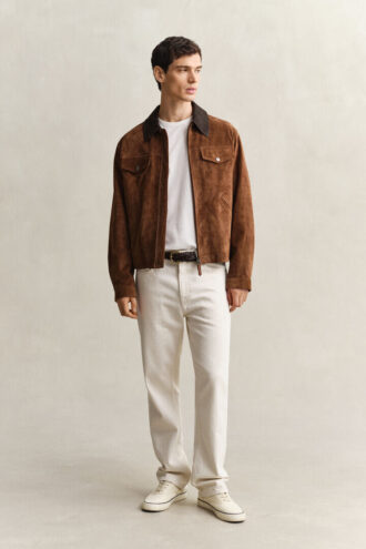Jeans em corte reto, cor cru