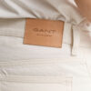 Jeans em corte reto, cor cru