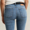 Jeans justos elásticos