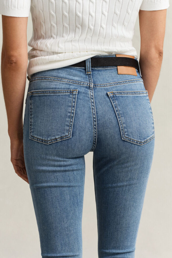 Jeans justos elásticos