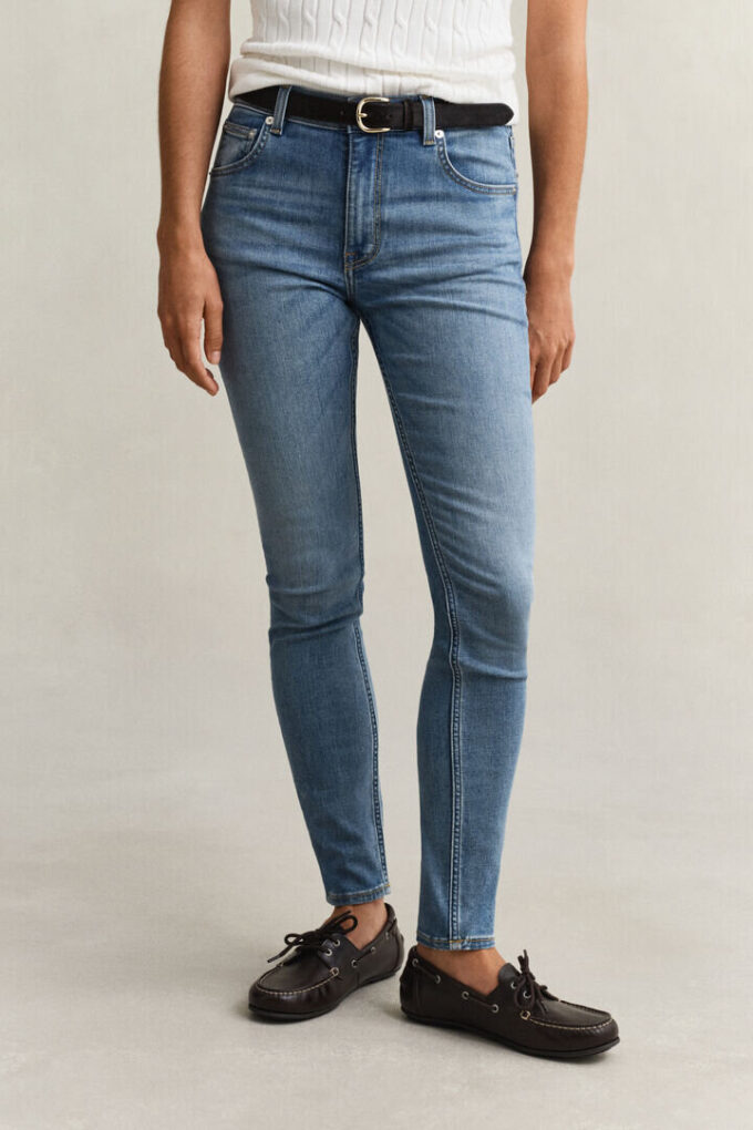 Jeans justos elásticos