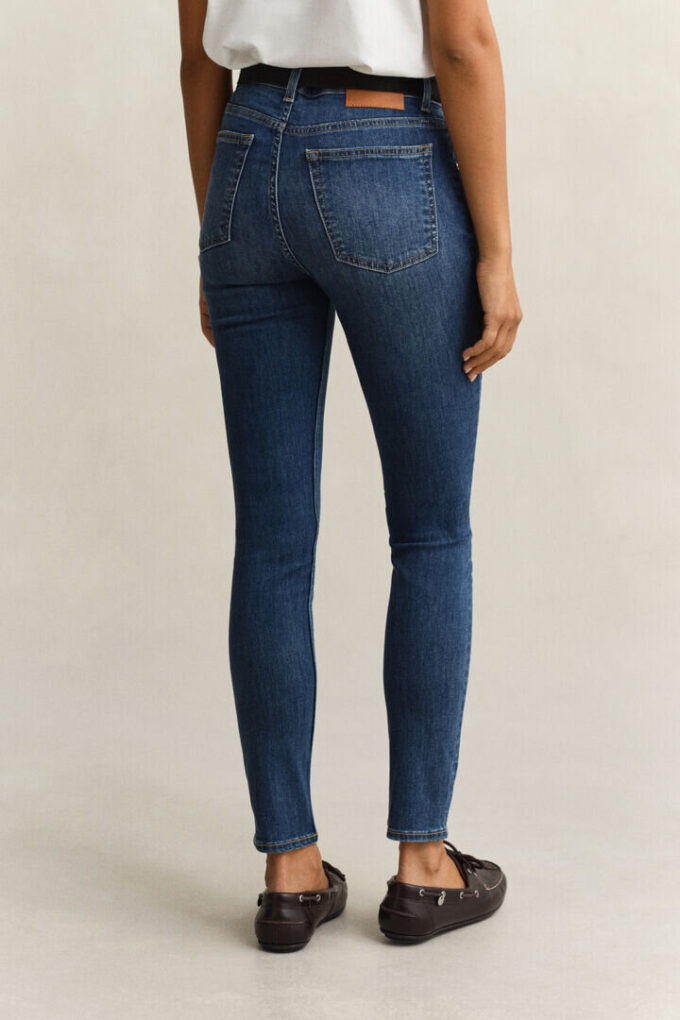 Jeans justos elásticos