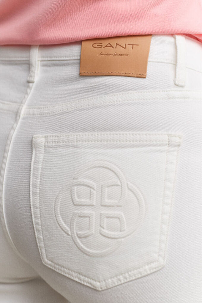Jeans largos com monograma