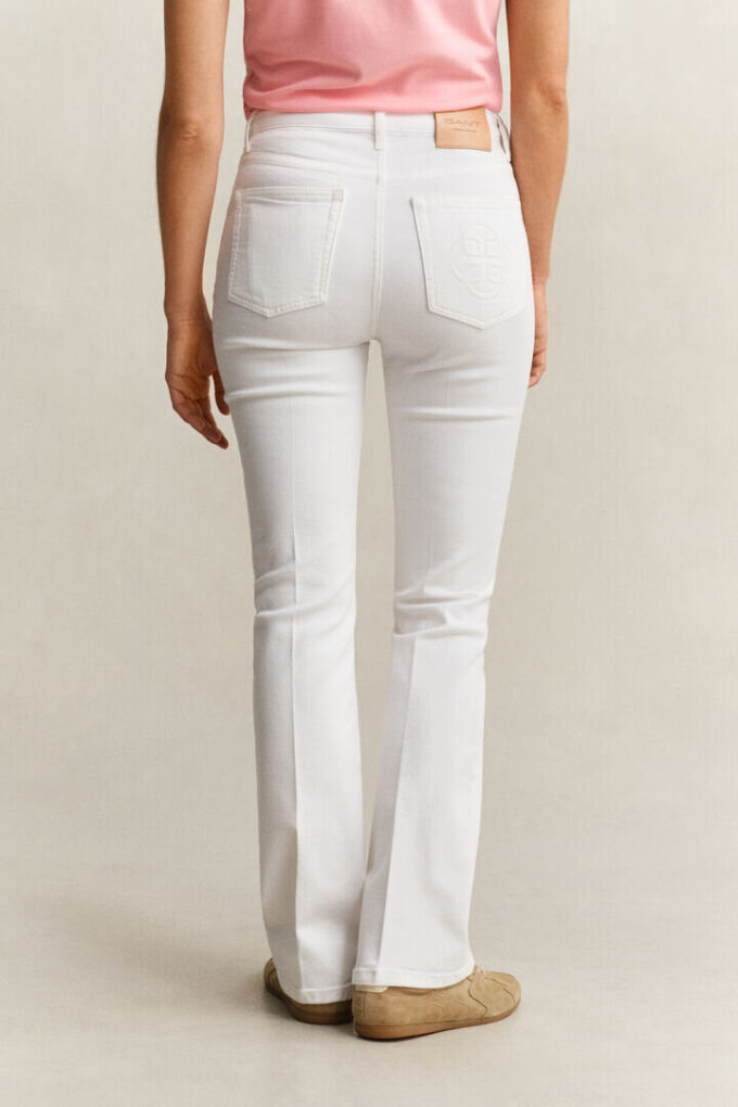 Jeans largos com monograma