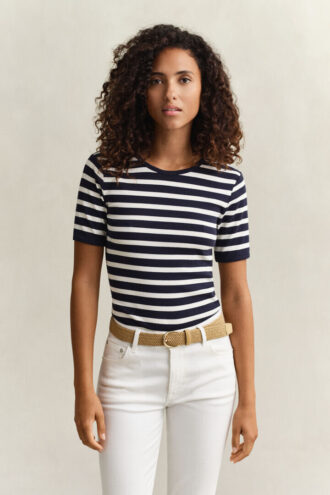 T-shirt com canelado às riscas