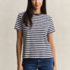 T-shirt com escudo às riscas