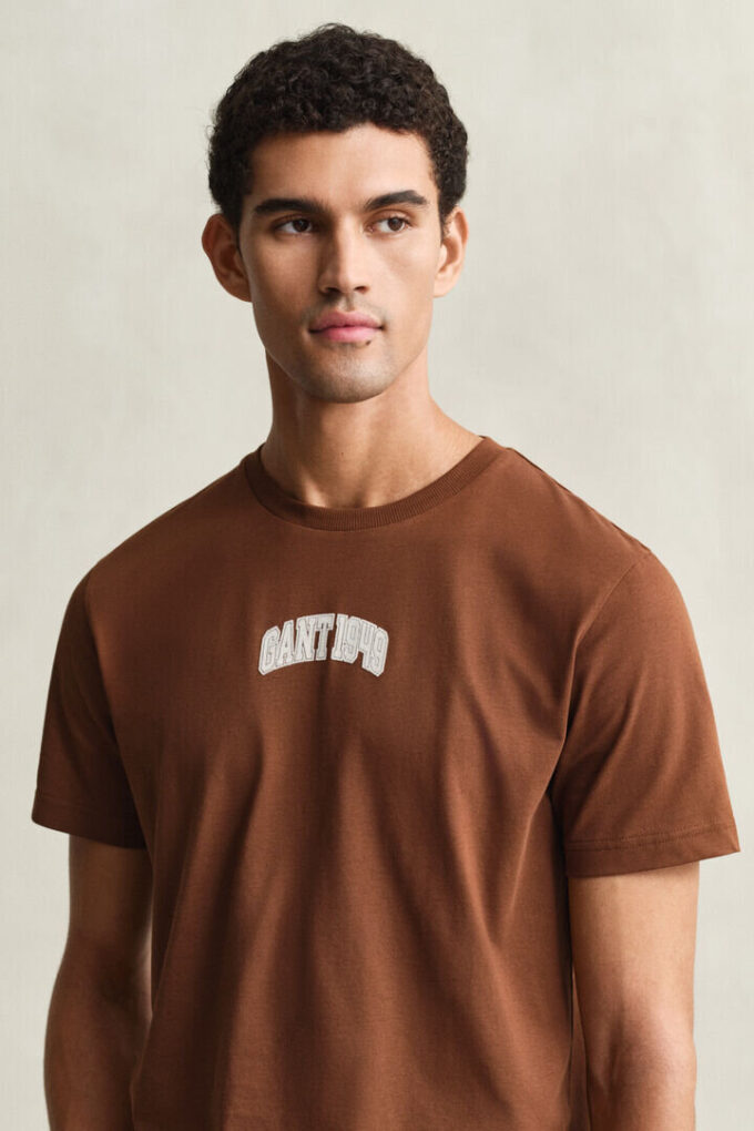 T-shirt com estampado GANT 1949