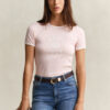 T-shirt com gola em contraste