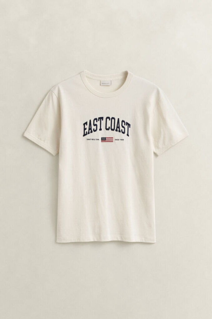 T-shirt com grafismo Spray