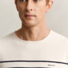 T-shirt com riscas
