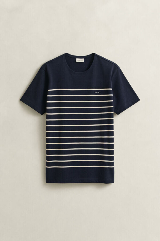T-shirt com riscas