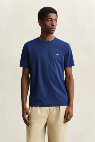 T-shirt Shield de corte regular