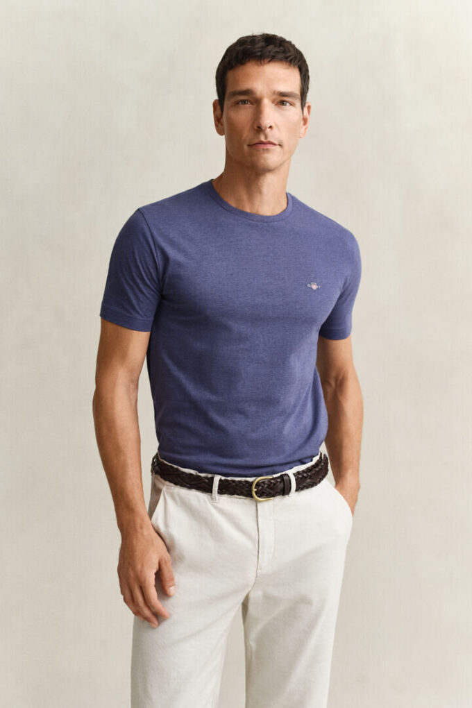 T-shirt Shield de corte regular