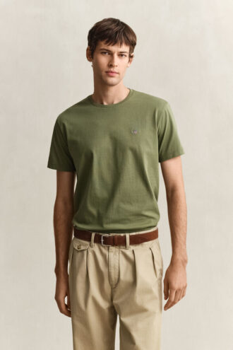 T-shirt Shield de corte regular