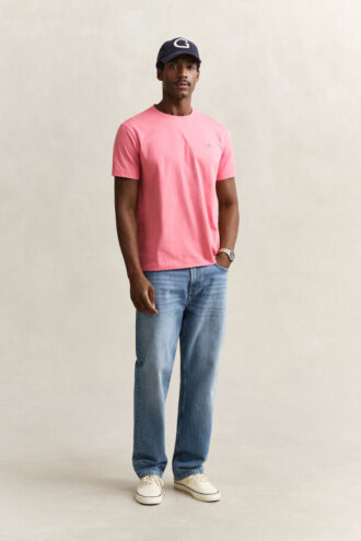 T-shirt Shield de corte regular
