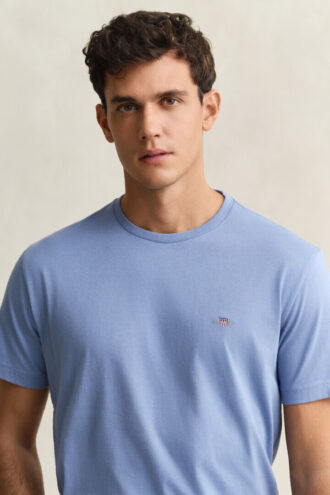 T-shirt Shield de corte regular