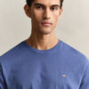 T-shirt Shield de corte regular