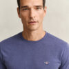T-shirt Shield de corte regular