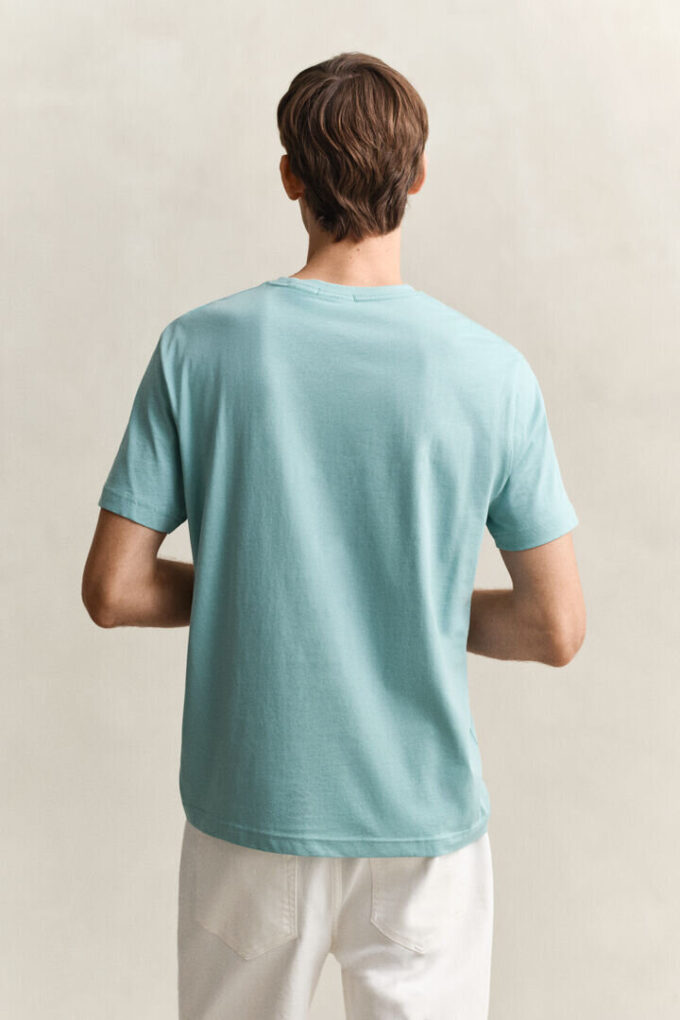 T-shirt Shield de corte regular