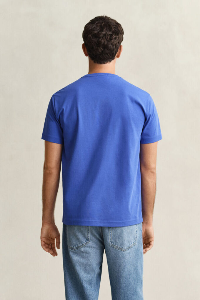 T-shirt Shield de corte regular