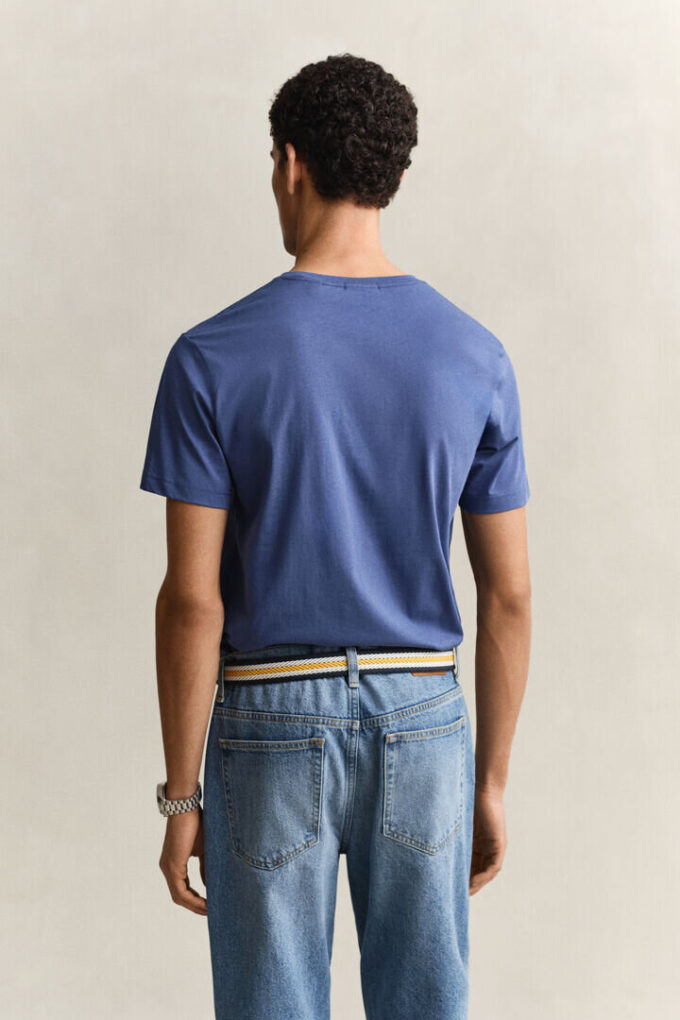 T-shirt Shield de corte regular