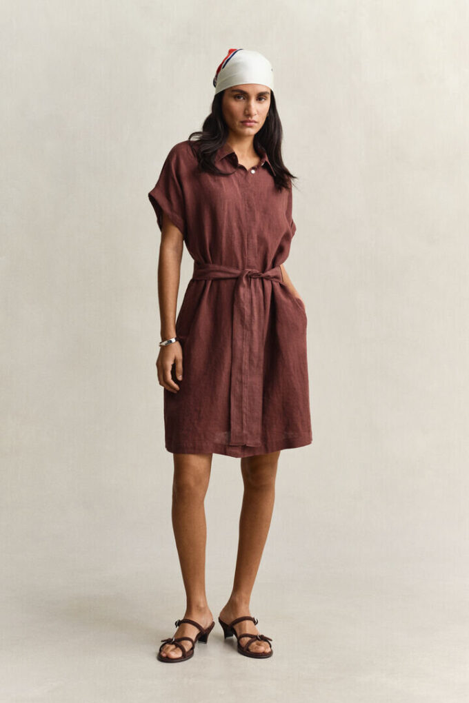 Vestido camisa de linho com mangas curtas