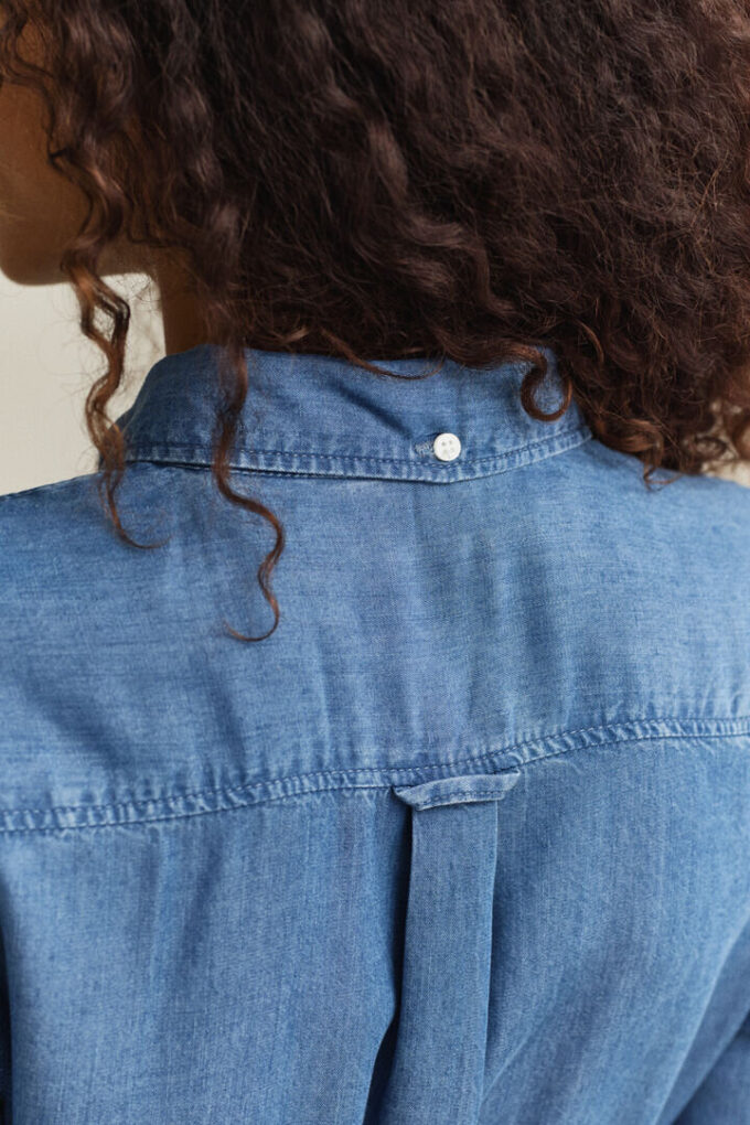 Vestido camisa em chambray