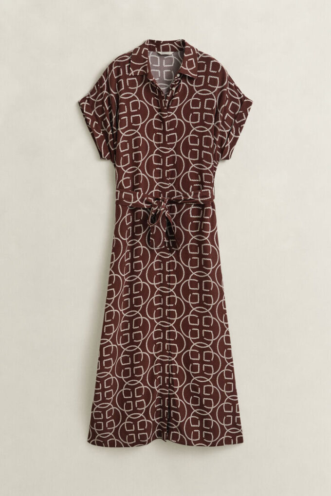Vestido com mangas curtas e monograma