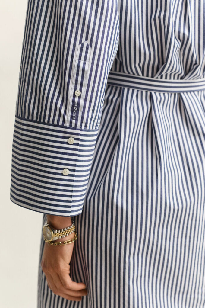 Vestido de camisa em popeline às riscas