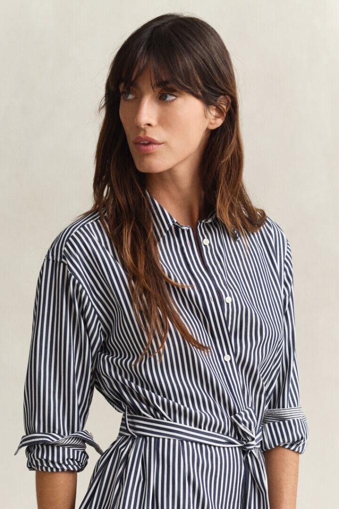 Vestido de camisa em popeline às riscas