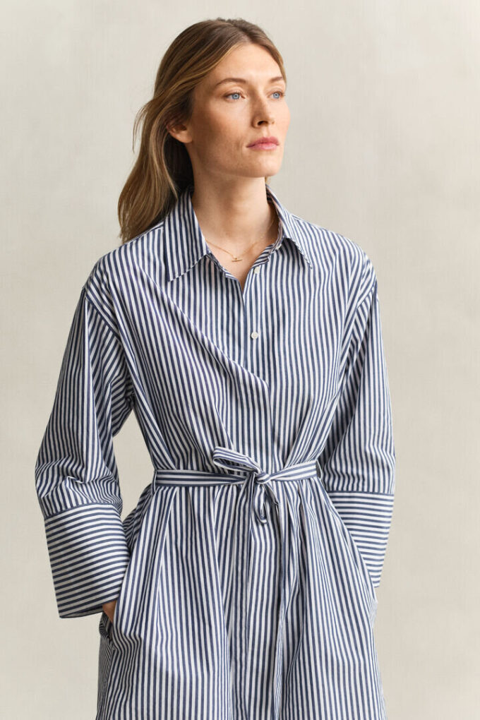 Vestido de camisa em popeline às riscas