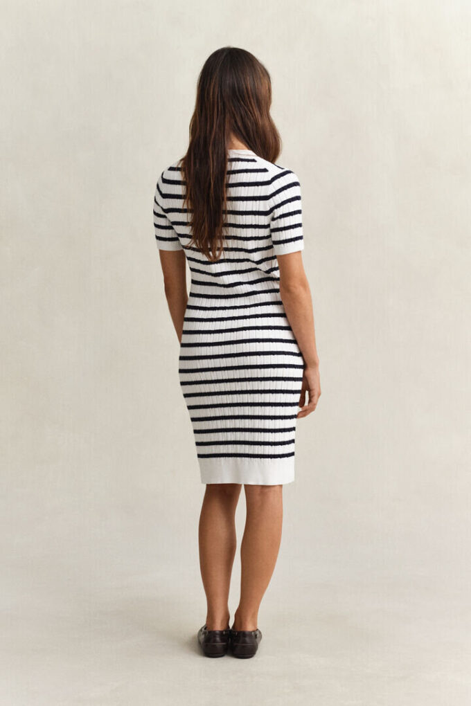Vestido de malha trançada em algodão
