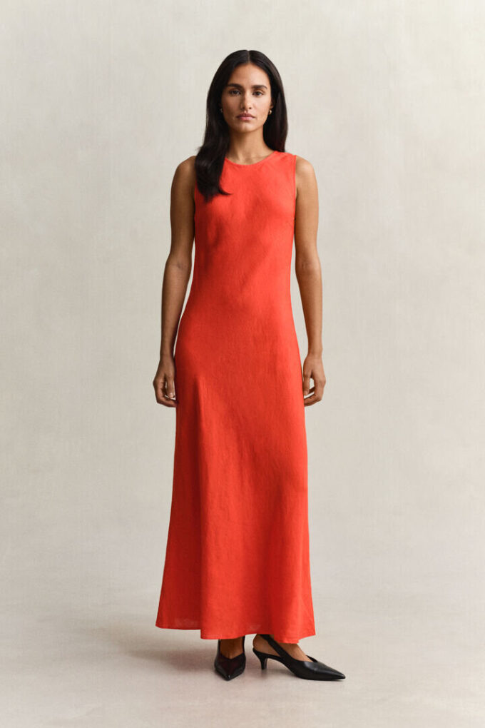 Vestido Midi de Linho com Corte em Bia