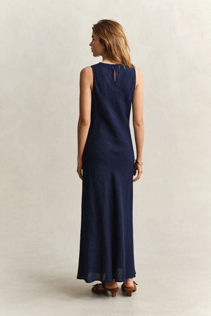 Vestido Midi de Linho com Corte em Bia