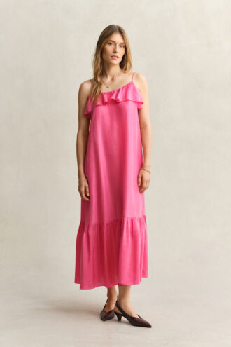 Vestido midi de seda com alças