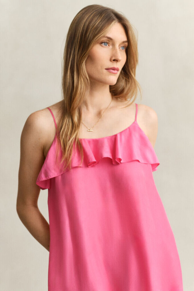 Vestido midi de seda com alças