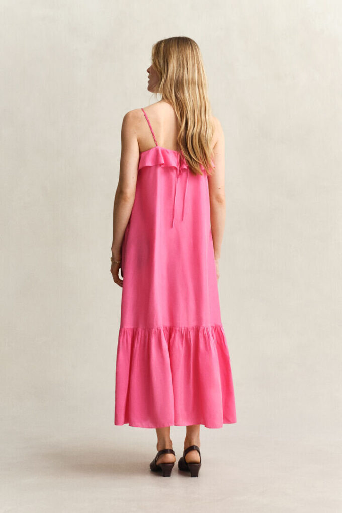 Vestido midi de seda com alças